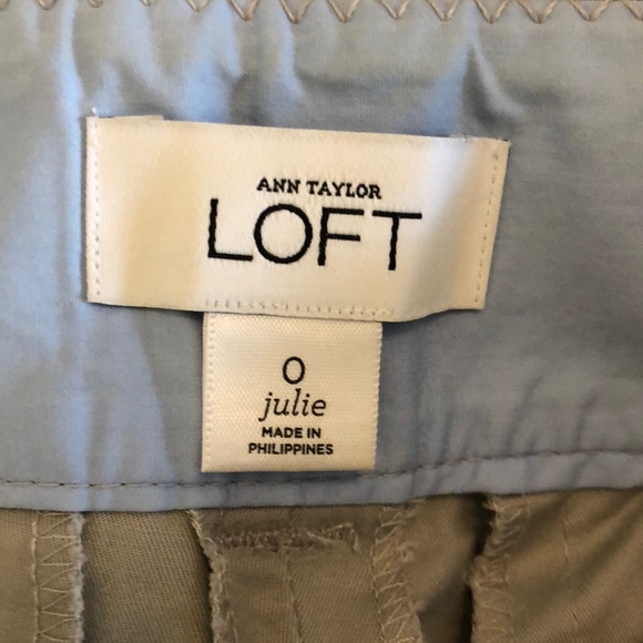 Lightweight, pale grey pants - Picture 2 of 2